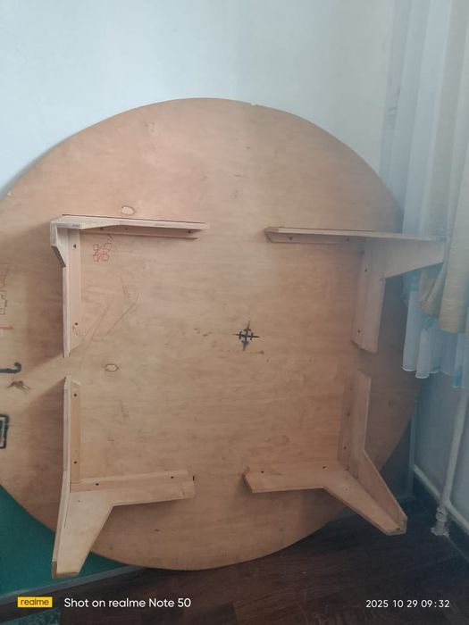 Стол харошыва качества  бу