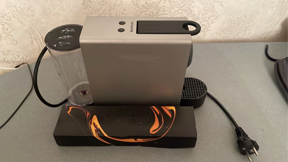 Мини кофемашина Nespresso