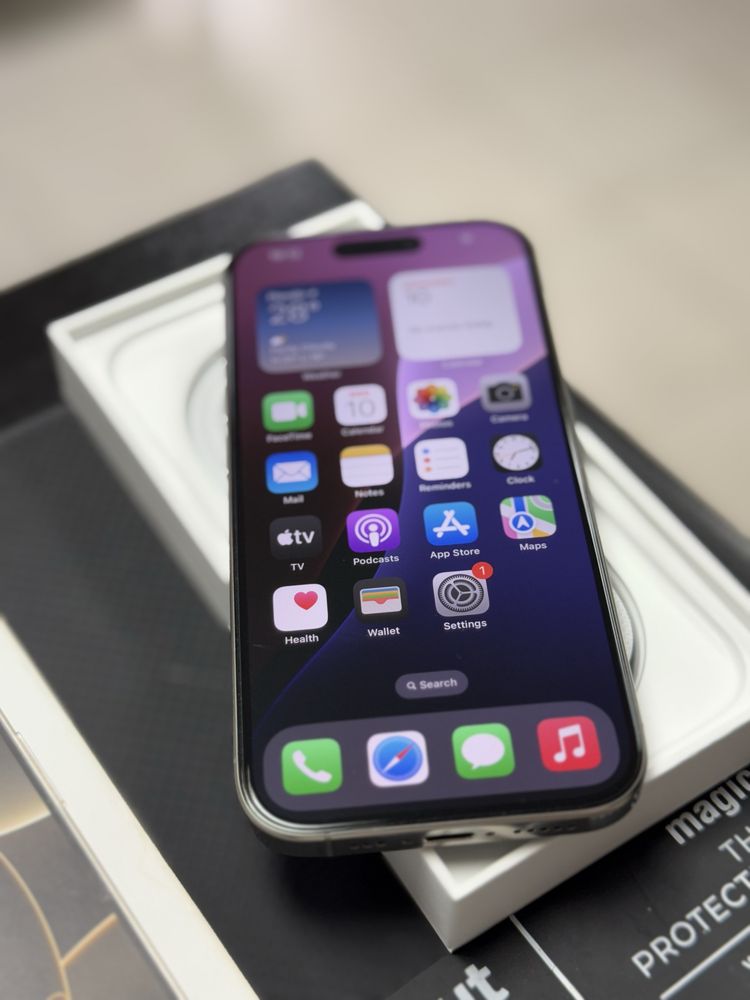 Apple iPhone 16 Pro,Natural Titanium,128GB *КатоНов**100% battery*