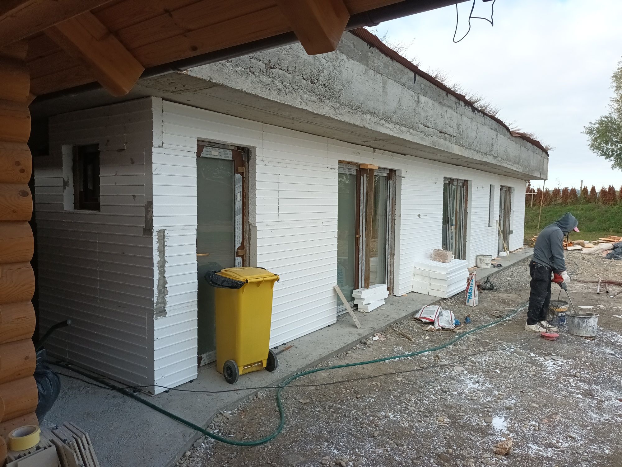 Amenajari interioare si exterioare