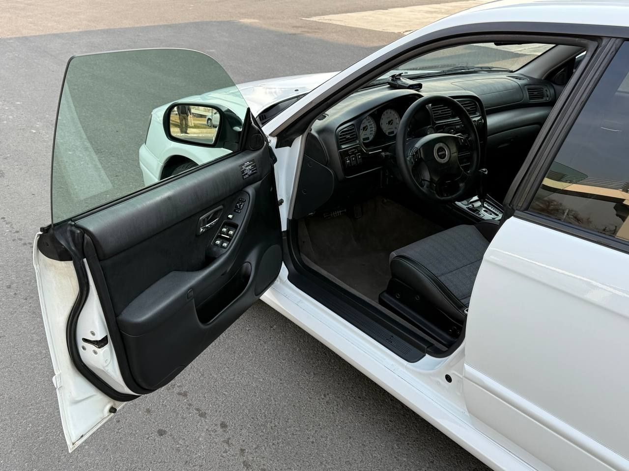 Subaru Legacy B4