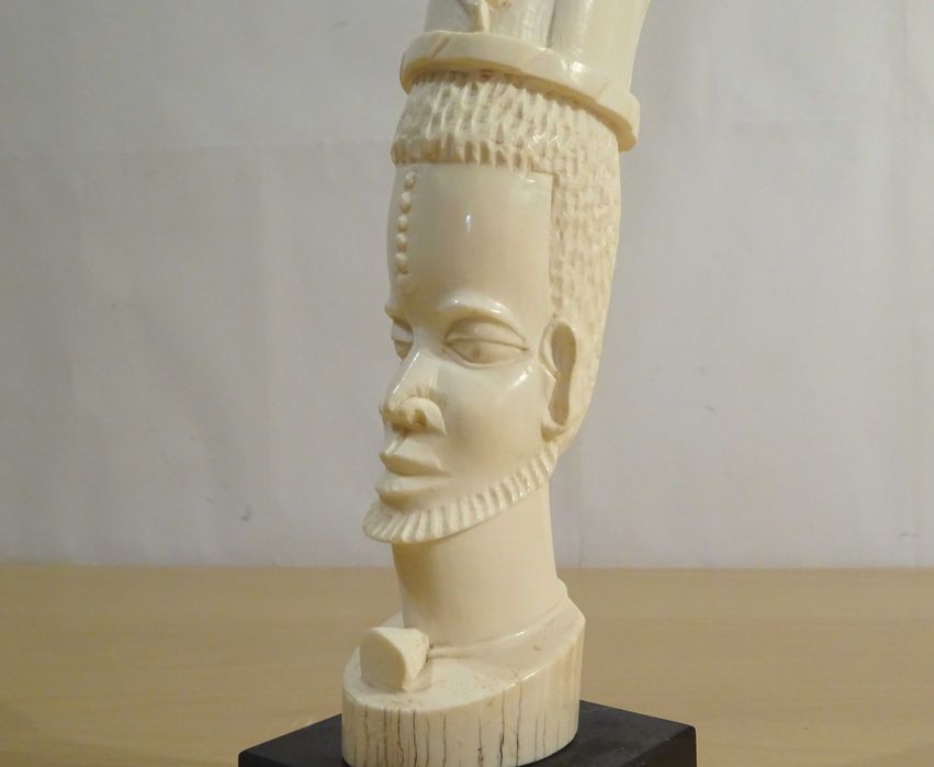 Statueta africana veche tribala, sculptata manual - UNICAT