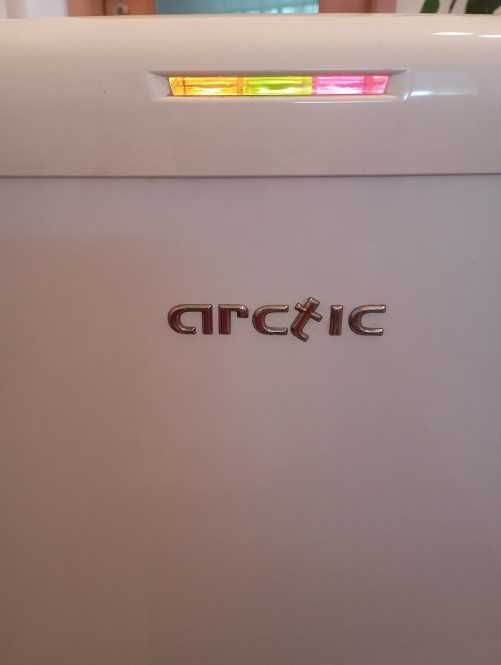 congelator vertical Arctic 6 sertare stare excelenta