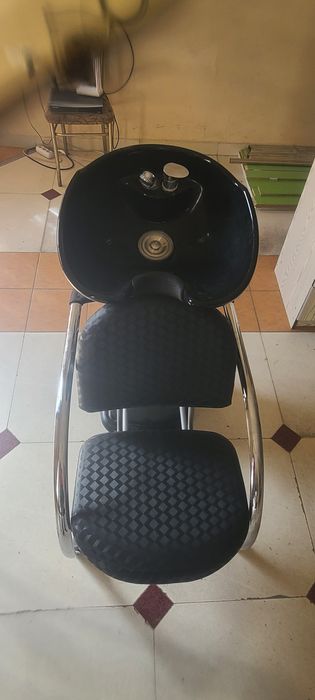 Salonga tayor narsalar