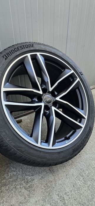 AUDI  Q7 оригинални 21 " джанти  с гуми BRIDGESTONE