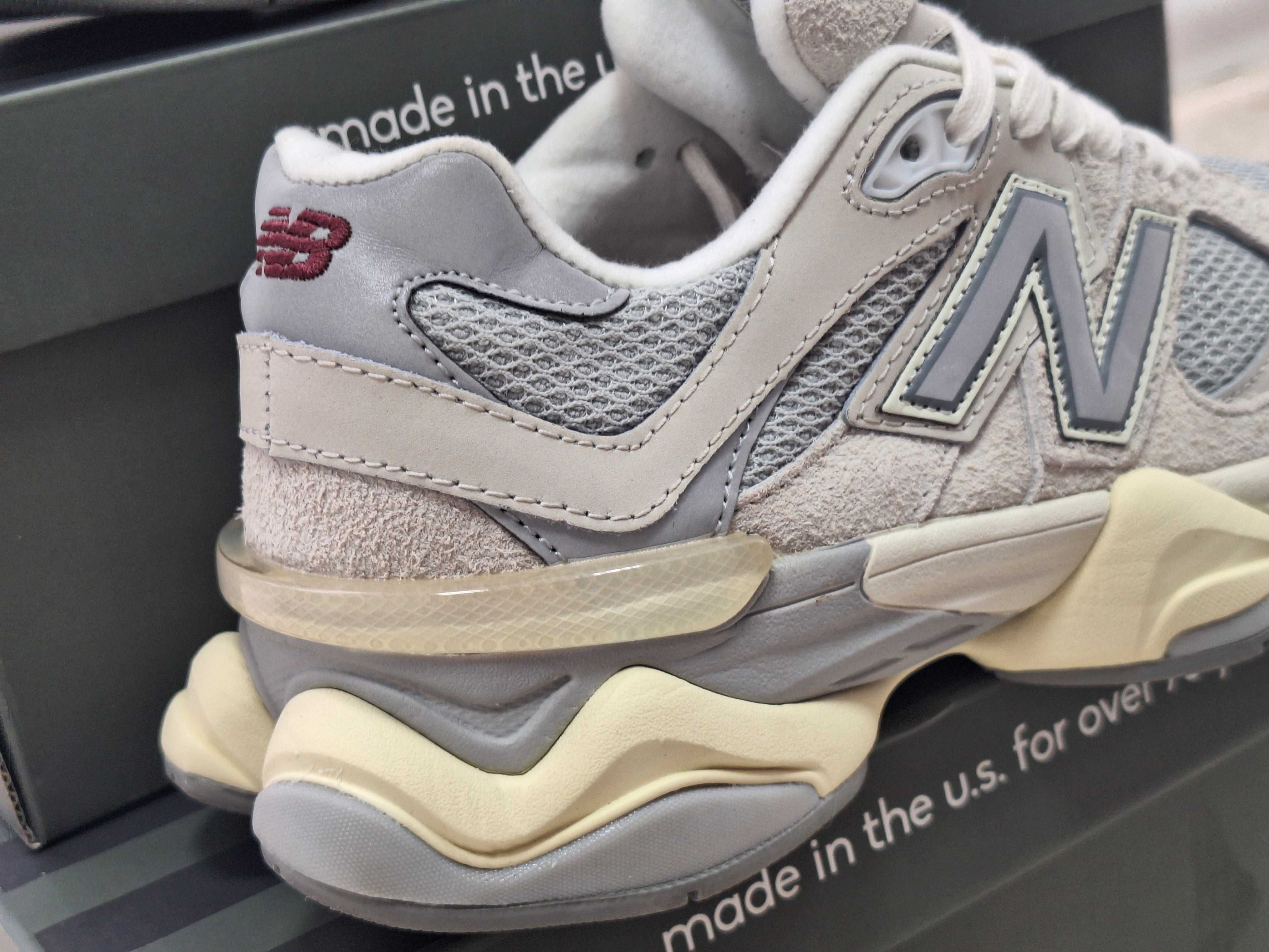 New Balance 9060