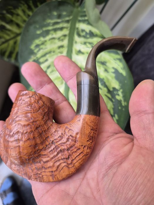 Pipa de colectie Vauen Solitaire model deosebit