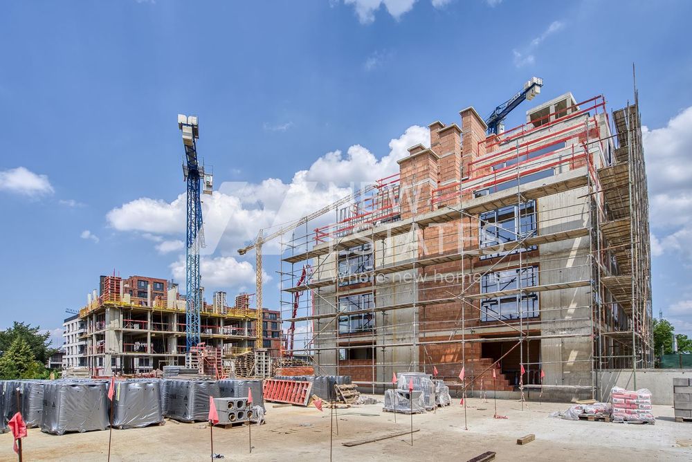 Продава се Тристаен апартамент в София, Кръстова вада - 126 кв.м за 1675 €/кв.м - Снимка #1