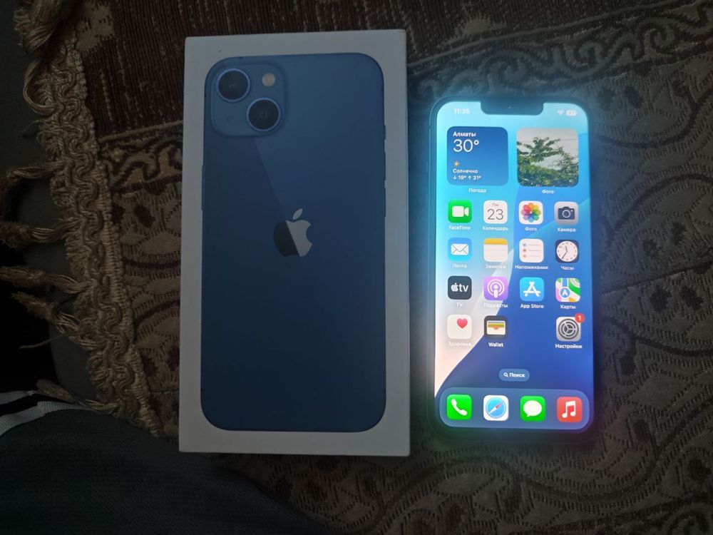 Продам Iphone 13