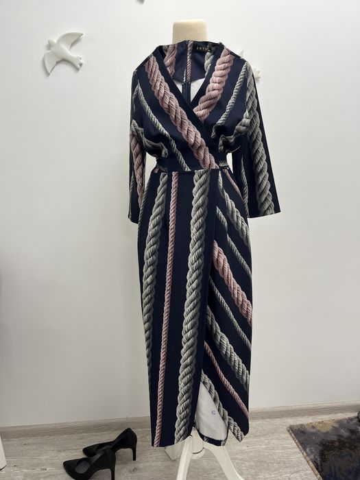 rochii colorate XS/S, yokko, zara, catifea, material elastic