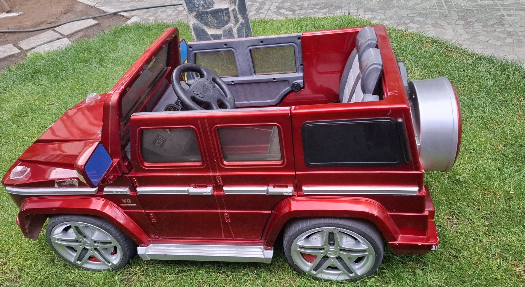 Акумулаторен джип G55 AMG
