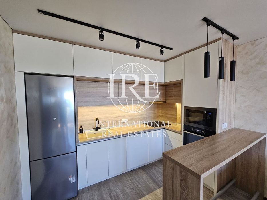 3-стаен в Варна-к.к.Златни пясъци площ 104 цена 199000