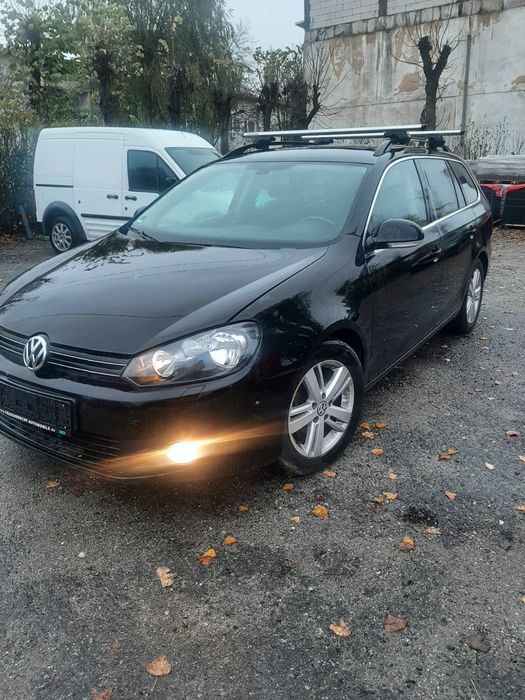 Golf 6 Automat  1.6 tdi  distribuție  nouă  anvelope  noi  vară  iarnă