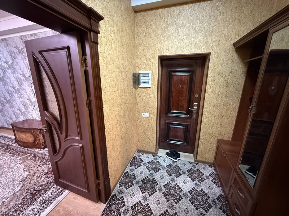 Сдается 3х комнатная  Рудакий