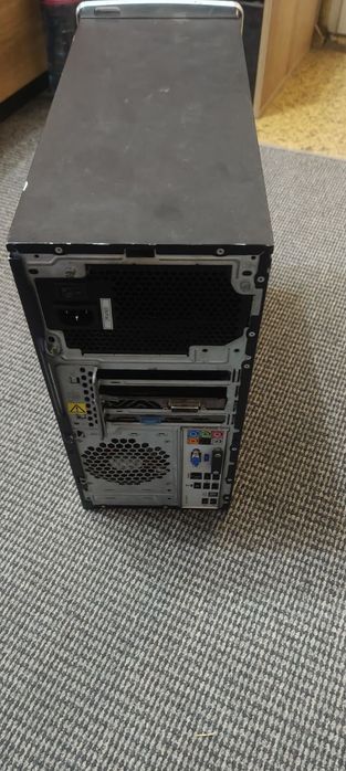 Настолен Компютър