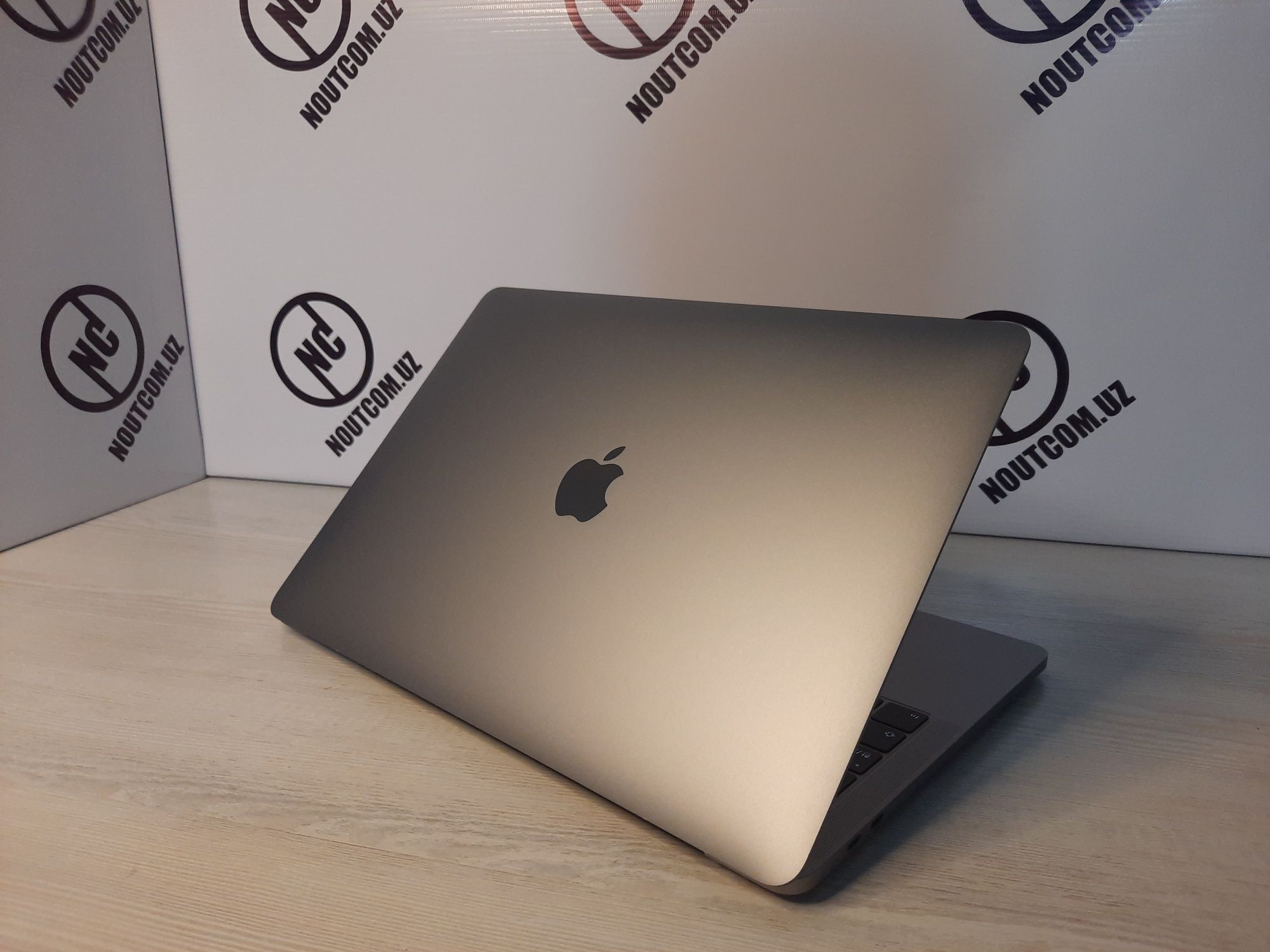 MacBook Pro 8/512GB 2019 ideal