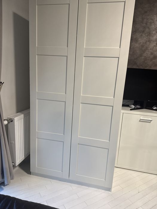 Dulap in doua usi ikea