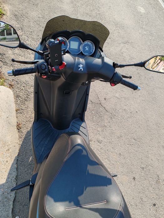 Vând scuter 49cc