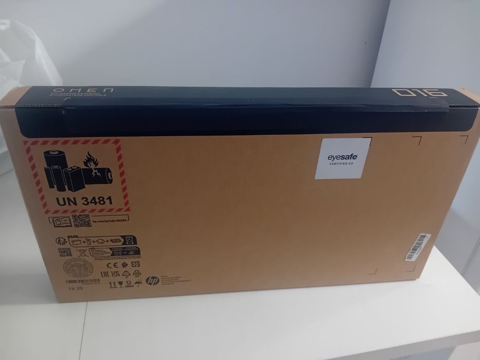 Чисто нов лаптоп HP Omen Max 16 запечатан