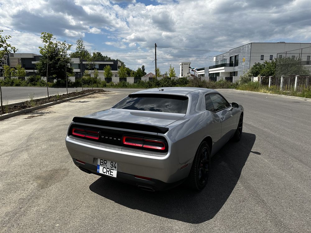 Vand Dodge Challenger