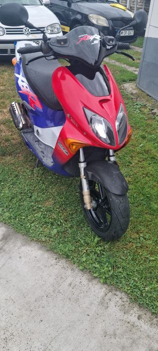 Scuter Honda x8 rs 49cc fara acte se poate inmatricula cu act notarial