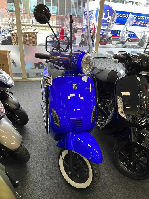Scooter BTC Felice Luxury - Albastru | 2023 | Stare Excelentă