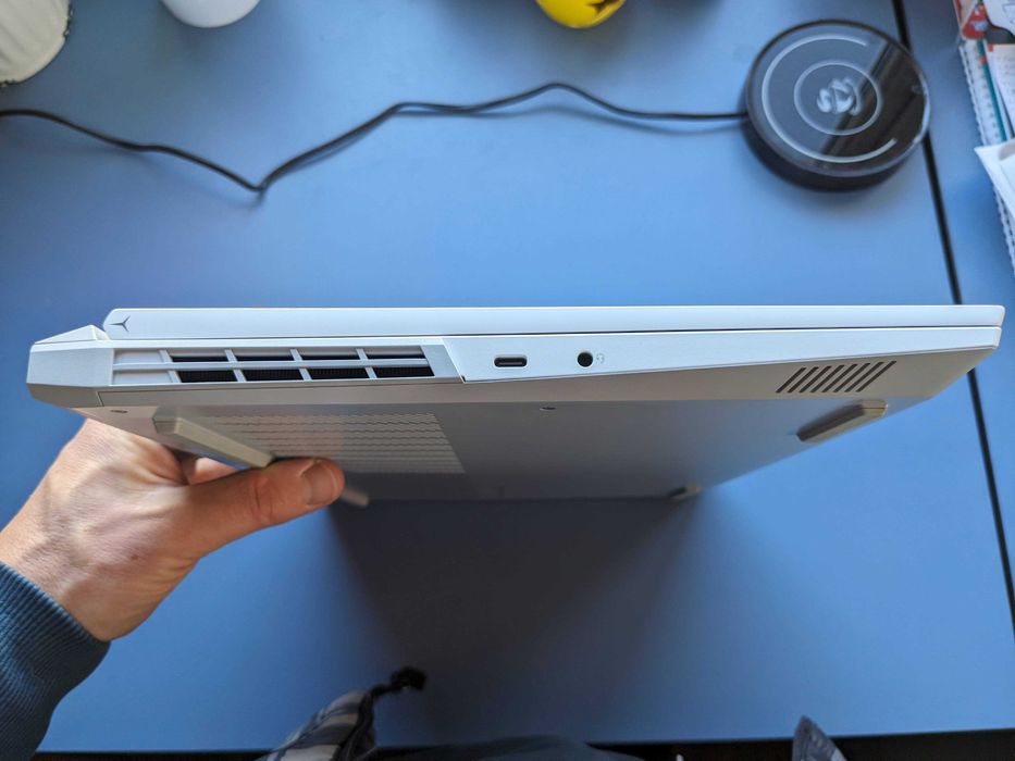 Lenovo Legion 5 Pro - Ryzen 7, 32GB Ram, RTX3050TI