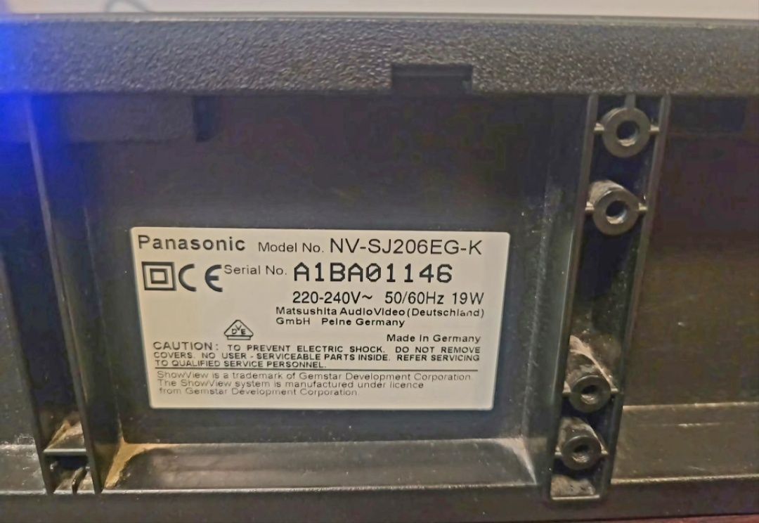 Video recorder VHS marca Panasonic 
Model NV-SJ206