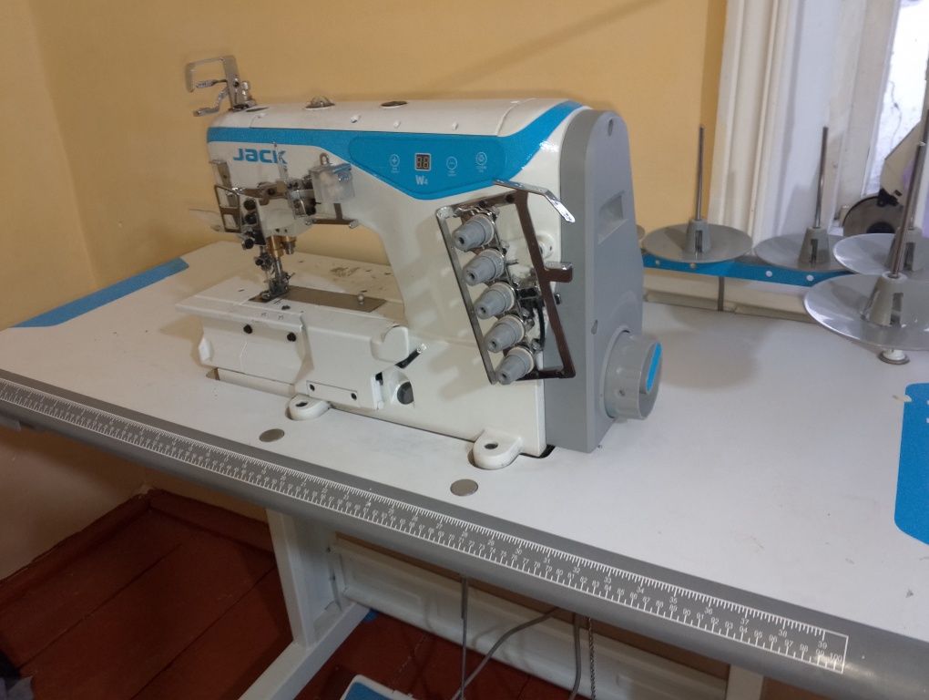 Rashma tikuv mashinasi