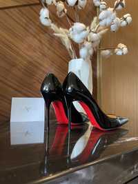 Туфли Louboutin оригинал черные 36 размер