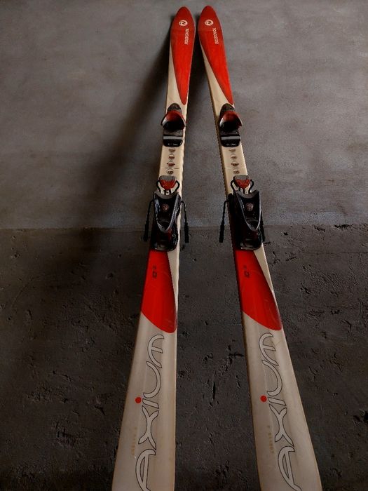 Лыжи Rossignol 177 см — отличное состояние + полный комплект!