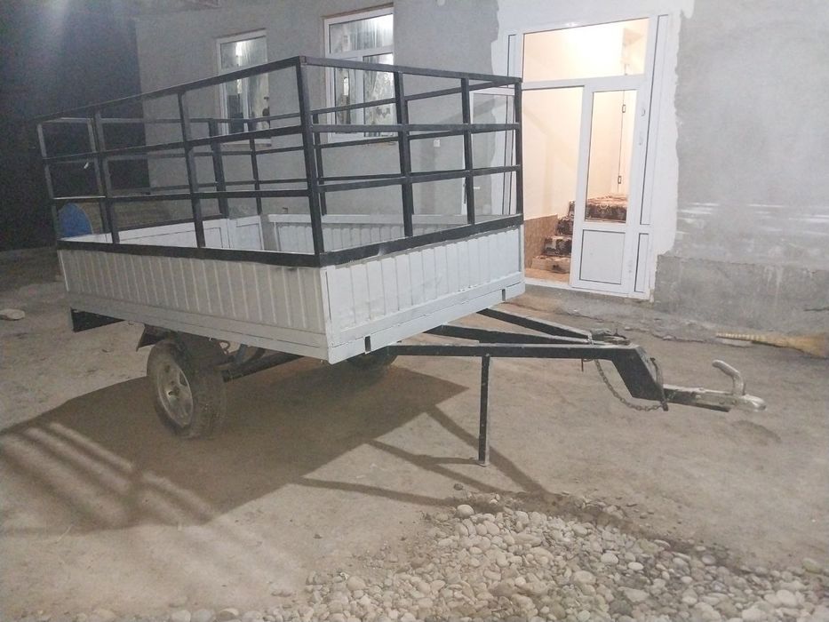 Прицеп для машины. Yuk toshish uchun prisep