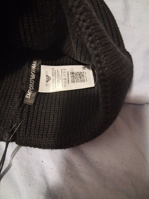 Fes original Armani nou cu eticheta