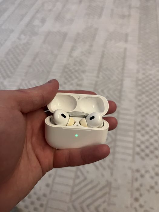 Продам Air pods pro Б/У