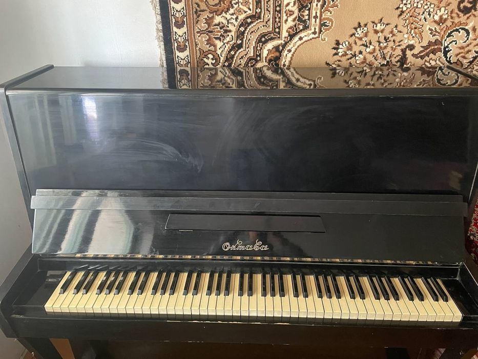 Пианино,Октава б/у