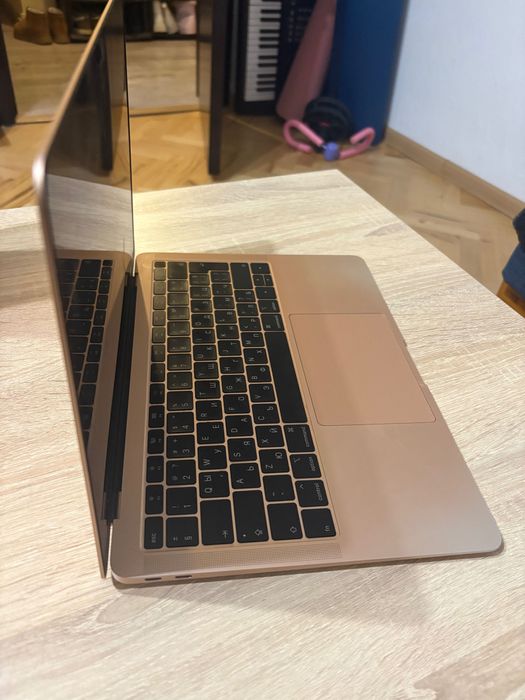 MacBook Air  retina 13 rose gold