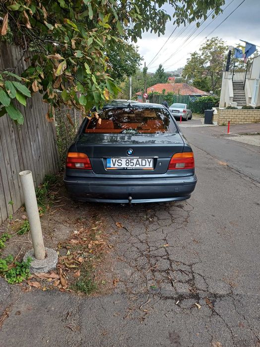 Vând masina bmw e39