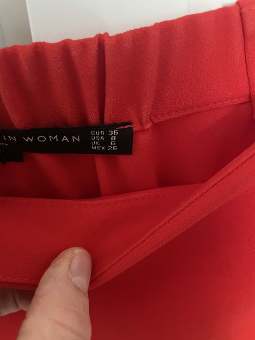 Червени Рокли за 20 лв