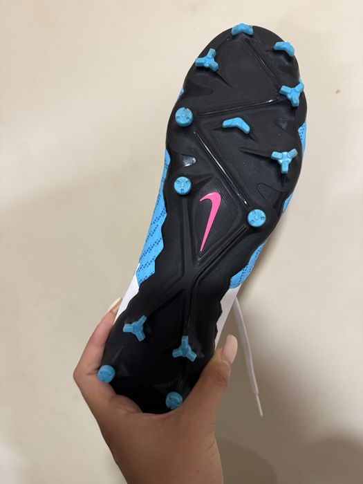 Бутонки nike