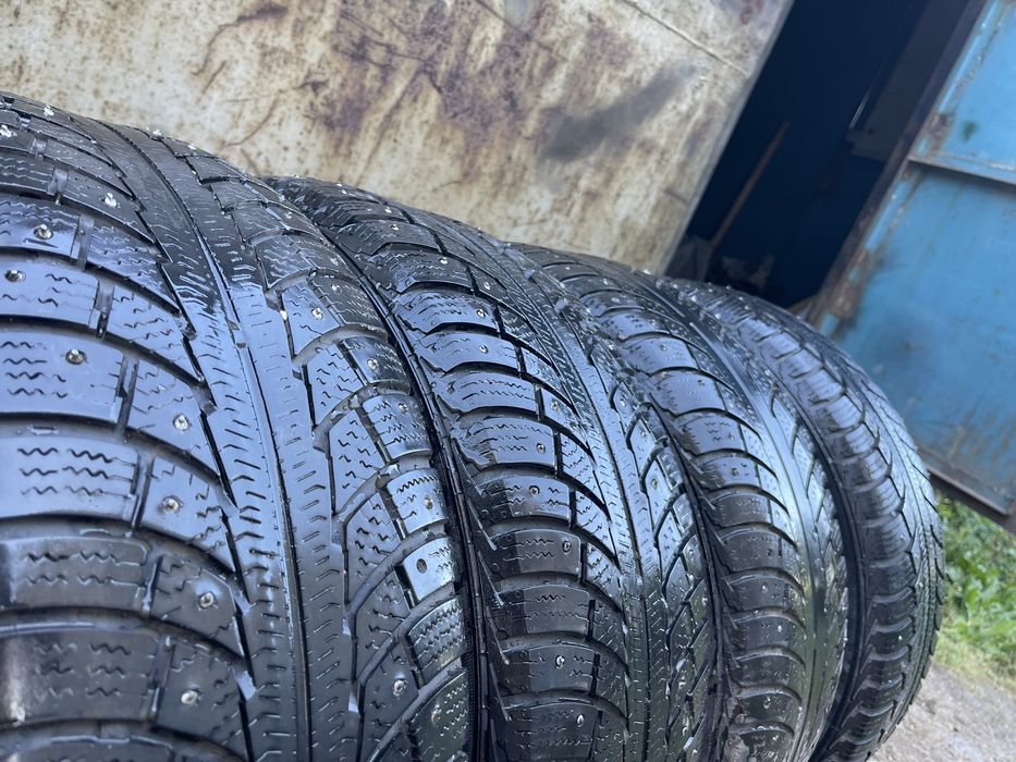 215 60 R16 с шипами
