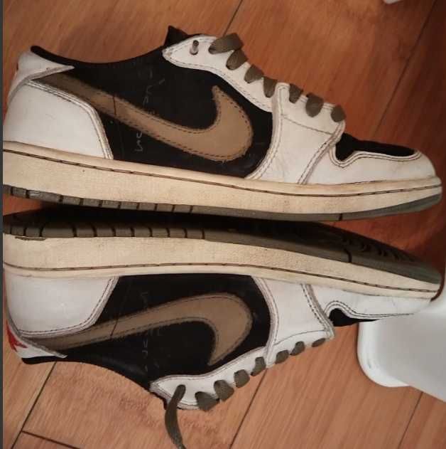 Jordan 1 low Travis Scott Olive