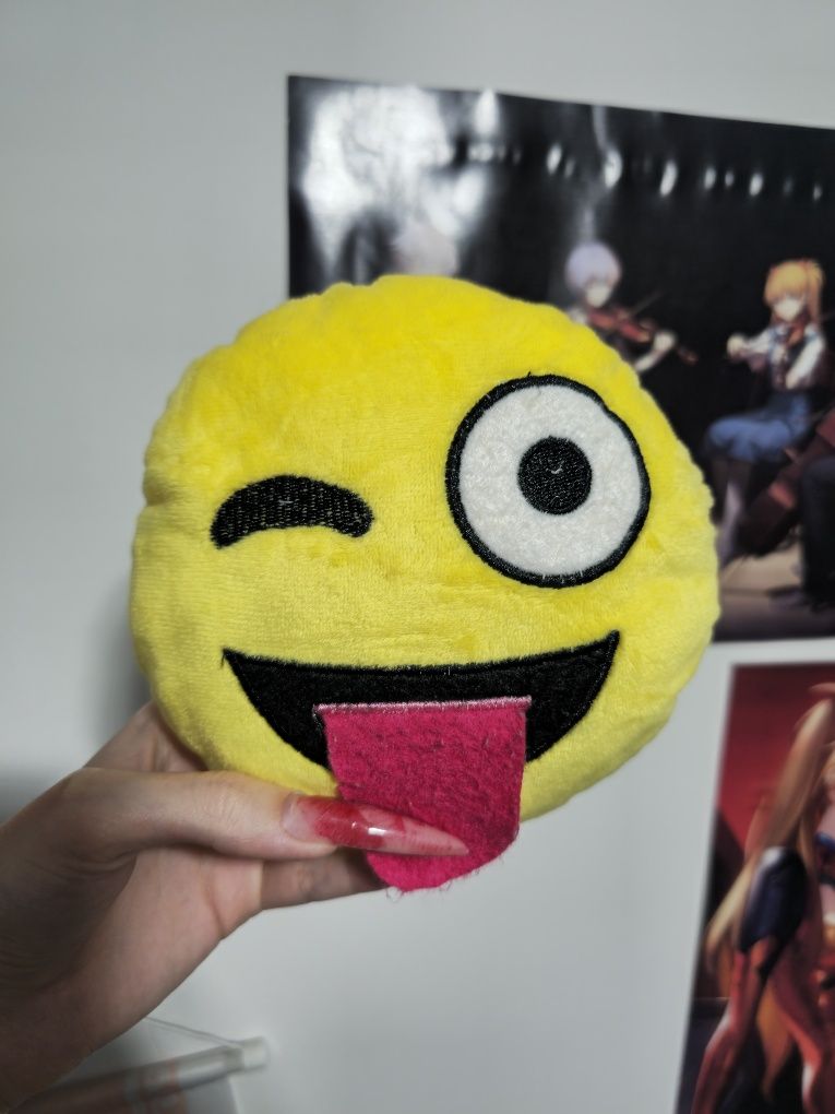 Подушки emoji эмоджи