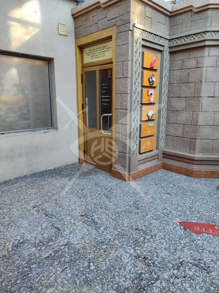 Продава се Заведение в Бургас, Център - 260 кв.м за 731 €/кв.м - Снимка #2