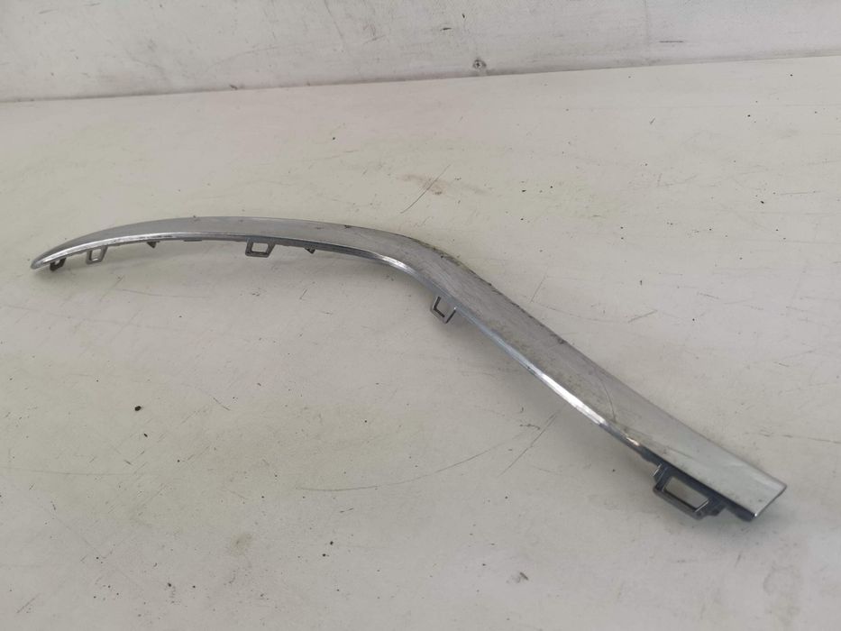 Хромиран орнамент за предна броня ляво Мерцедес-Бенц ГЛС-Клас / Merced