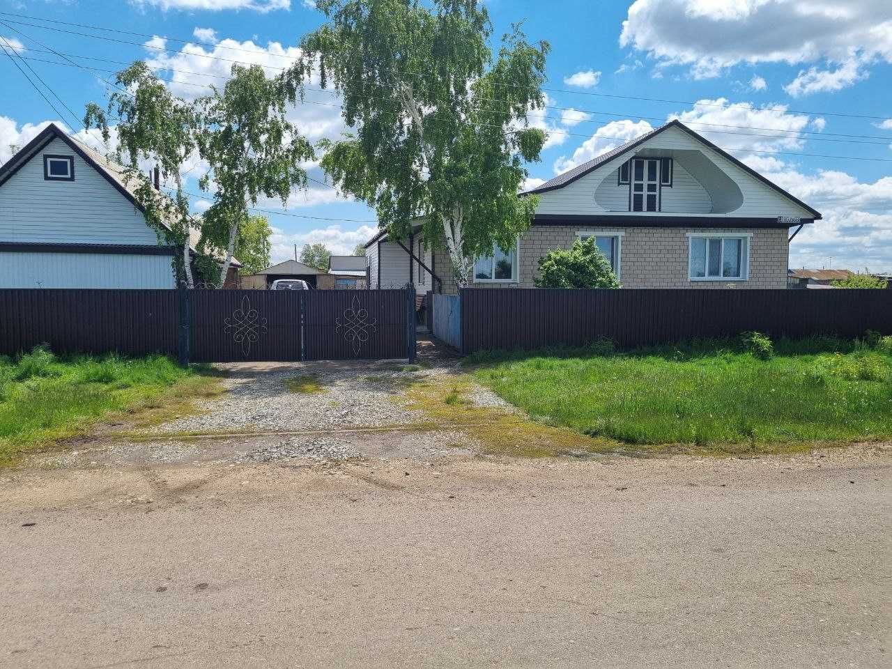 Продам благоустроенный дом в селе Златополье