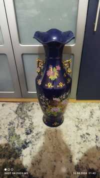 Продаётся новая фарфоровая ваза