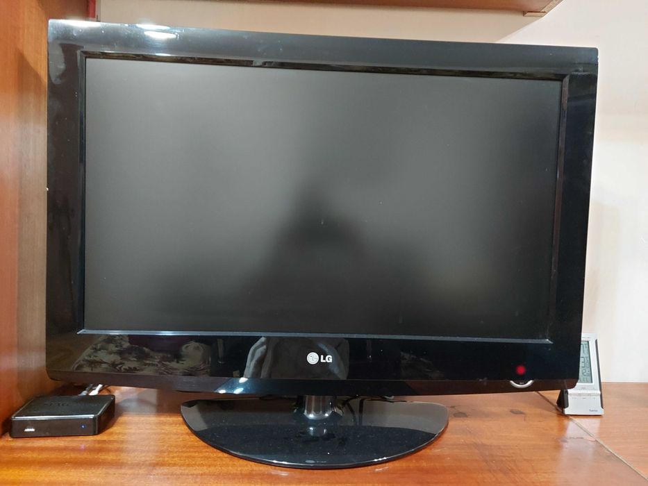 Телевизор LG 32LV300C, 32