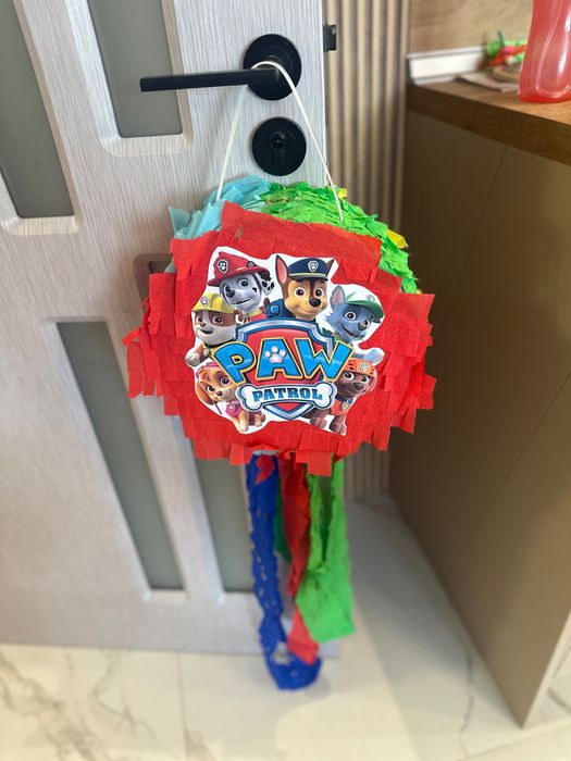 Тематична пинята с 1кг бонбони