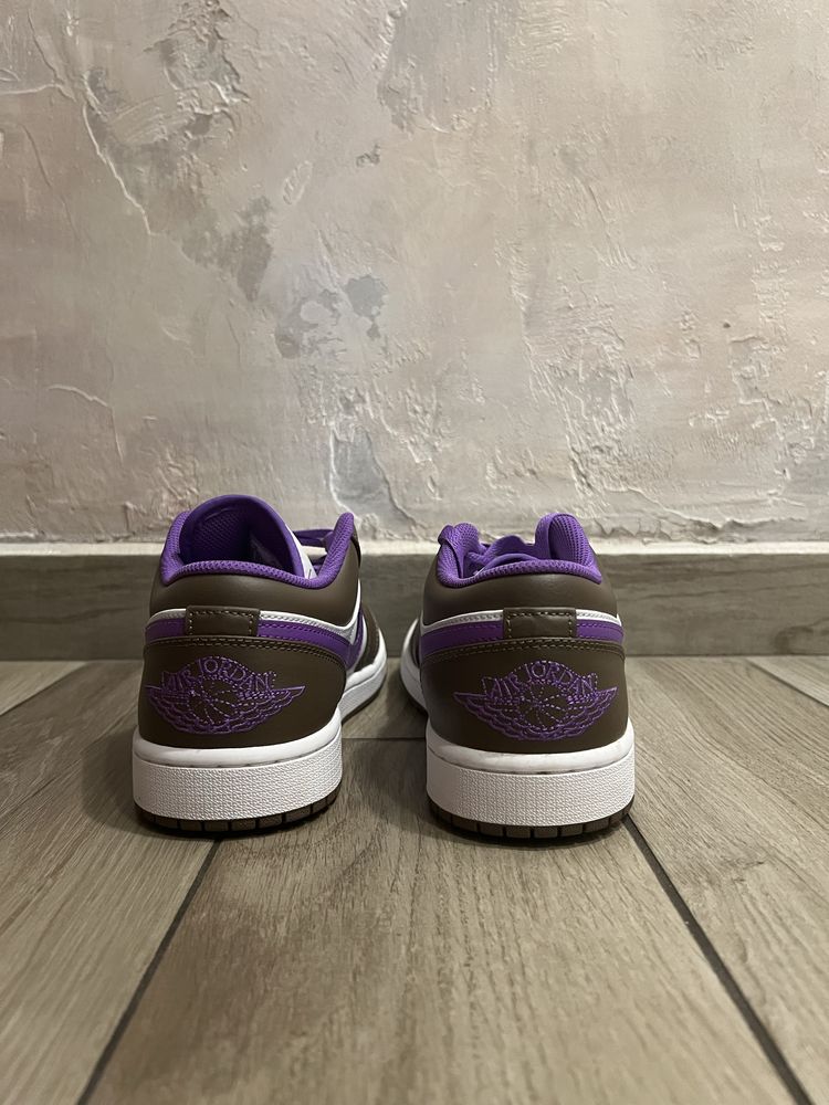 Обувки Jordan 1 Low Purple Mocha, номер: 42.5