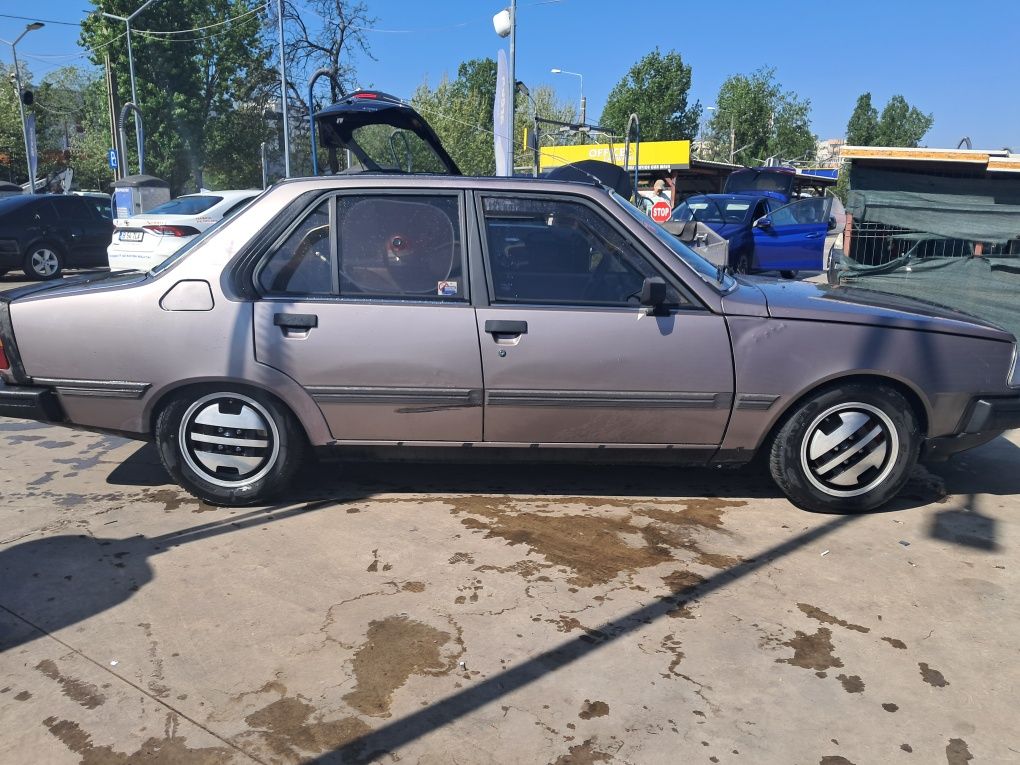 OFERTA Vând Renault 18 Turbo S